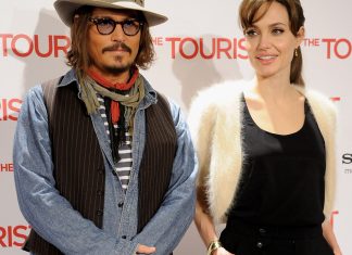 СМИ: дети Анджелина Джоли зовут Джонни Депп папой