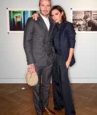 Фото дня: Дэвид и Виктория Бекхэм на презентации, фотоальбомы сына