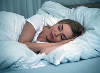 Может ли длительный сон в выходные компенсировать недосып в течение недели?