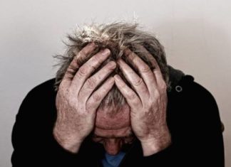 Какие болезни входят в перечень представляющих опасность для окружающих?