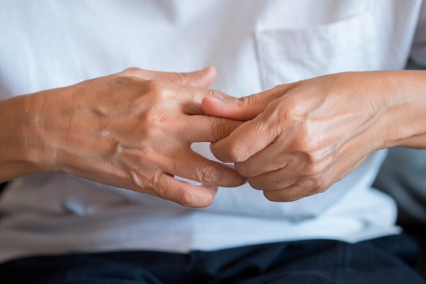 Не артрит: 6 болезней, при которых болят суставы